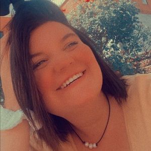 Meet your Posher, Addison